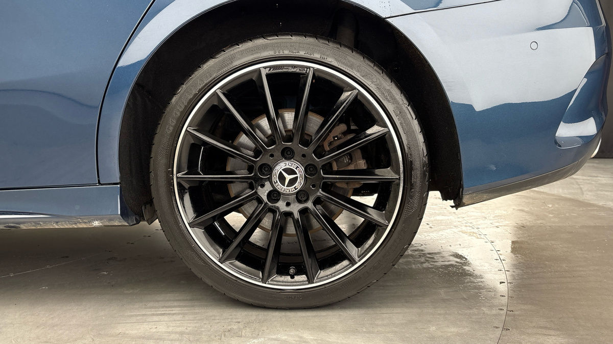 Mercedes-Benz A Class Image 13