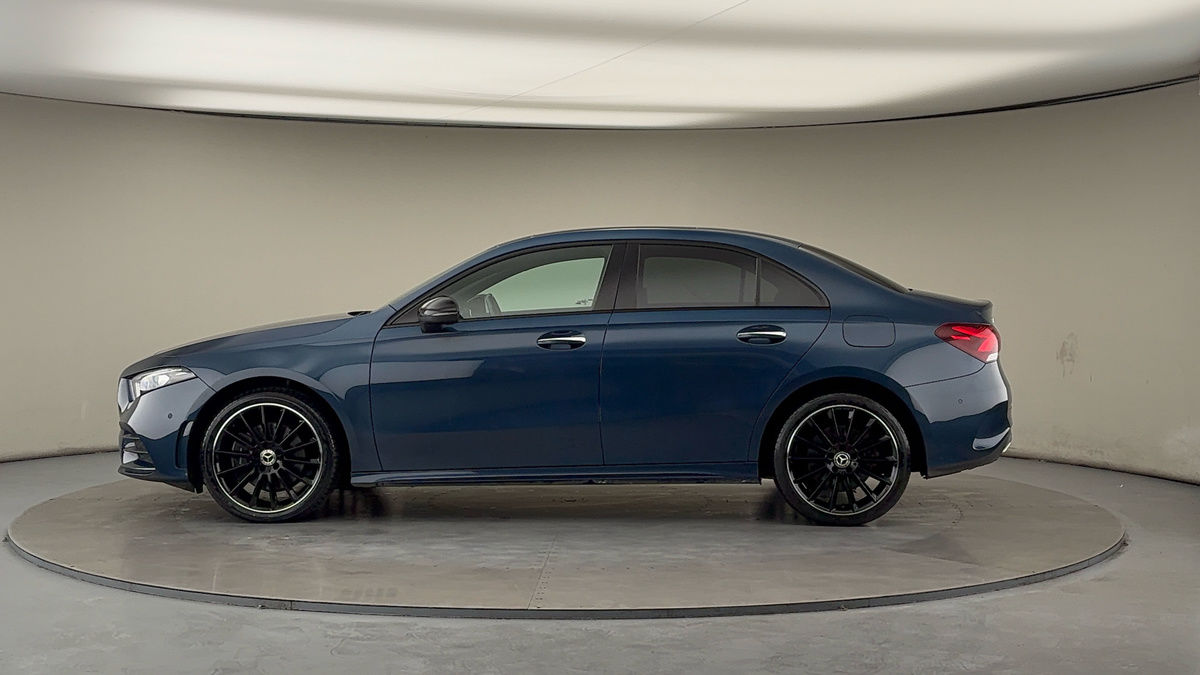 Mercedes-Benz A Class Image 23