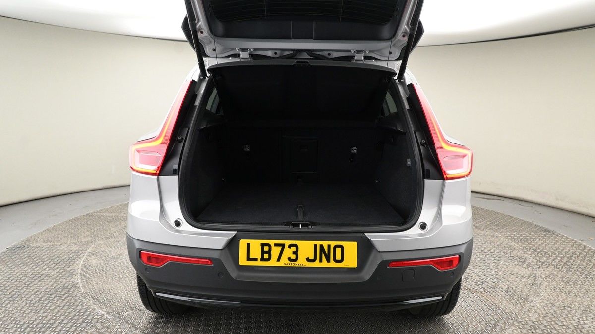 Volvo XC40 Image 12