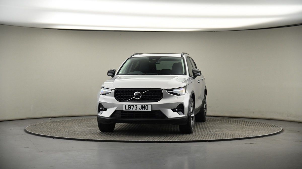 More views of Volvo XC40