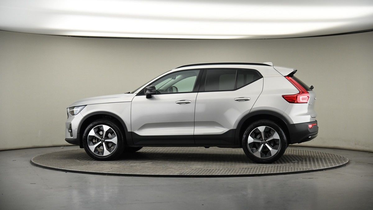 More views of Volvo XC40