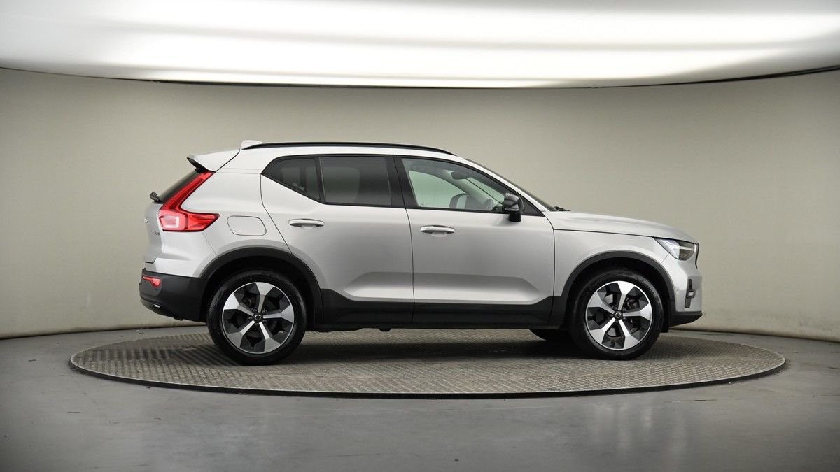 More views of Volvo XC40