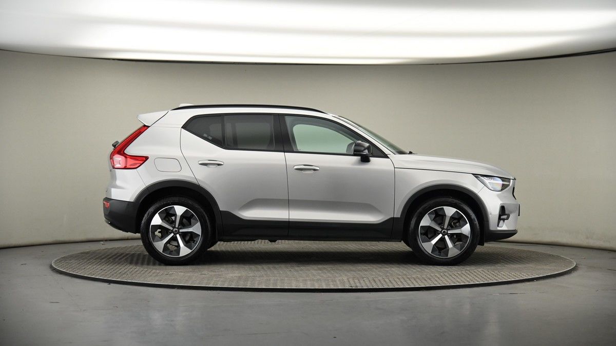 More views of Volvo XC40
