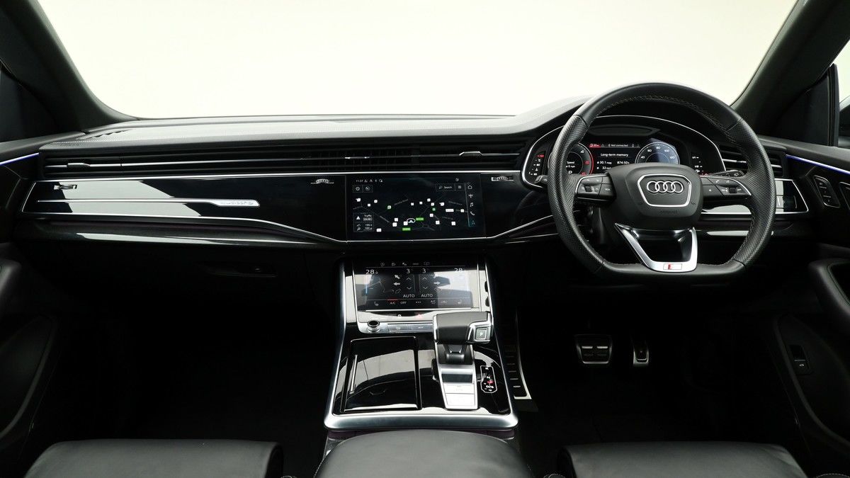 Audi Q8 Image 20