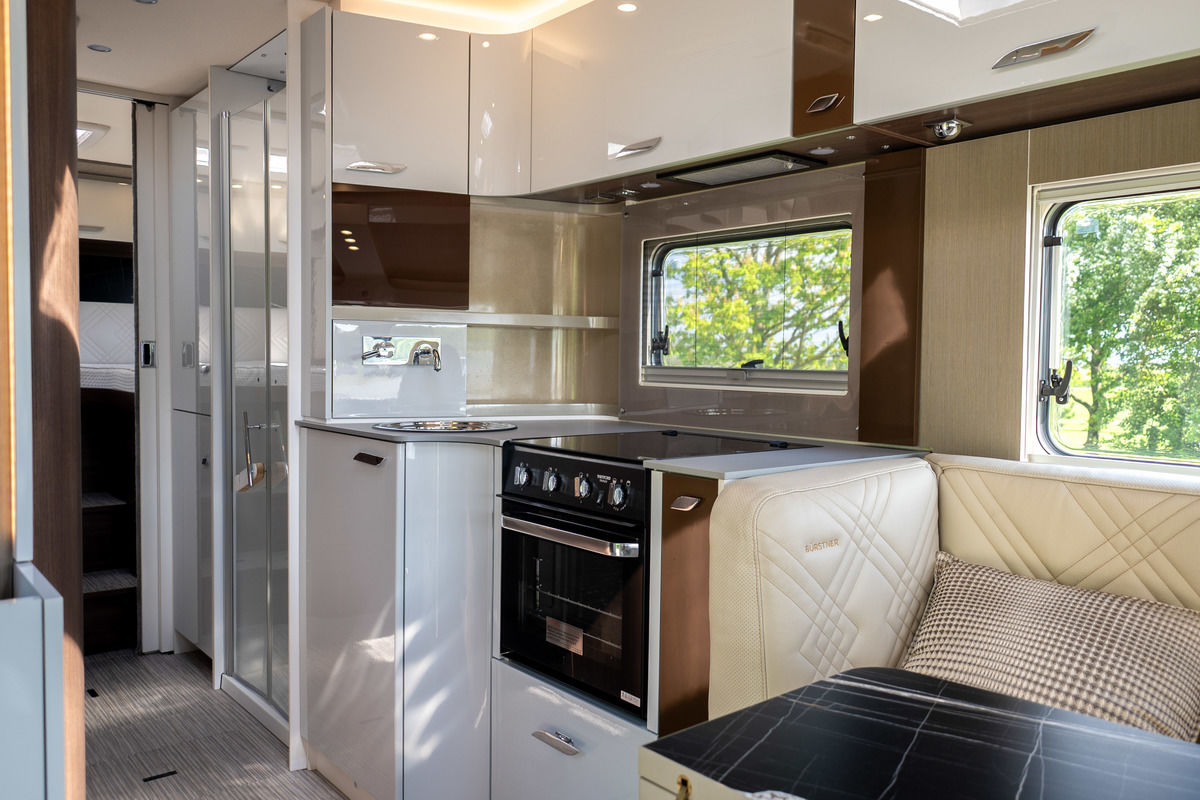 Burstner Elegance Image 29