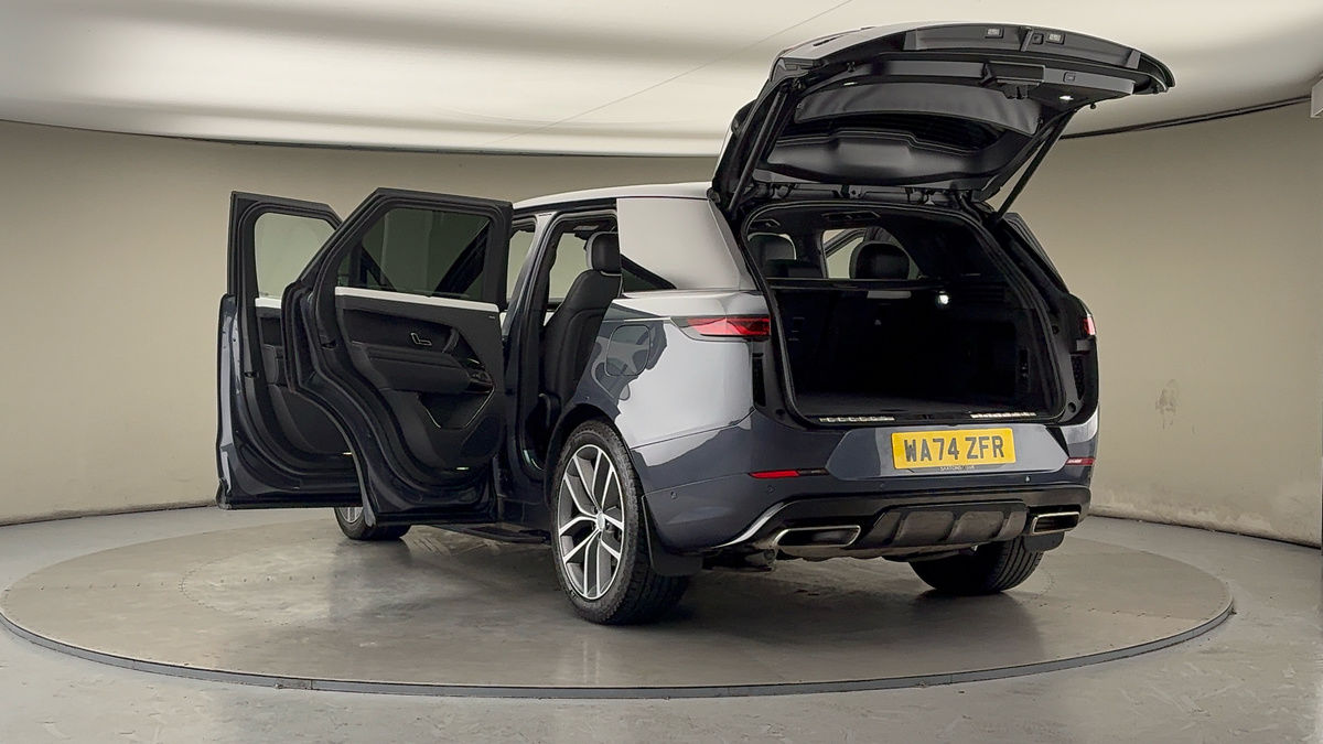 Land Rover Range Rover Sport Image 23