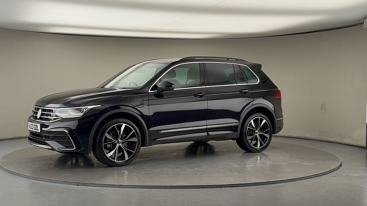 More views of Volkswagen Tiguan