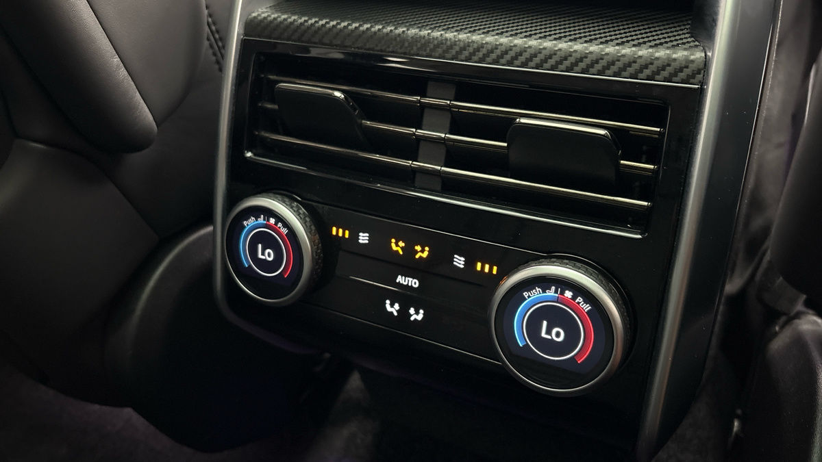 Land Rover Range Rover Image 28
