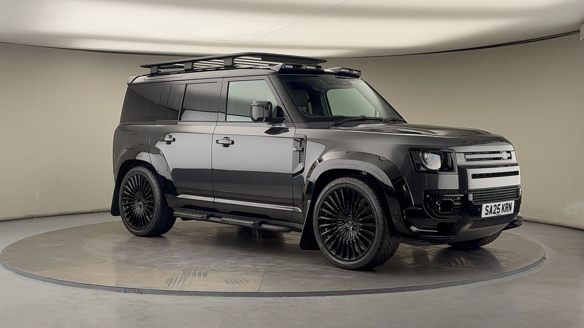 More views of Land Rover Defender 110