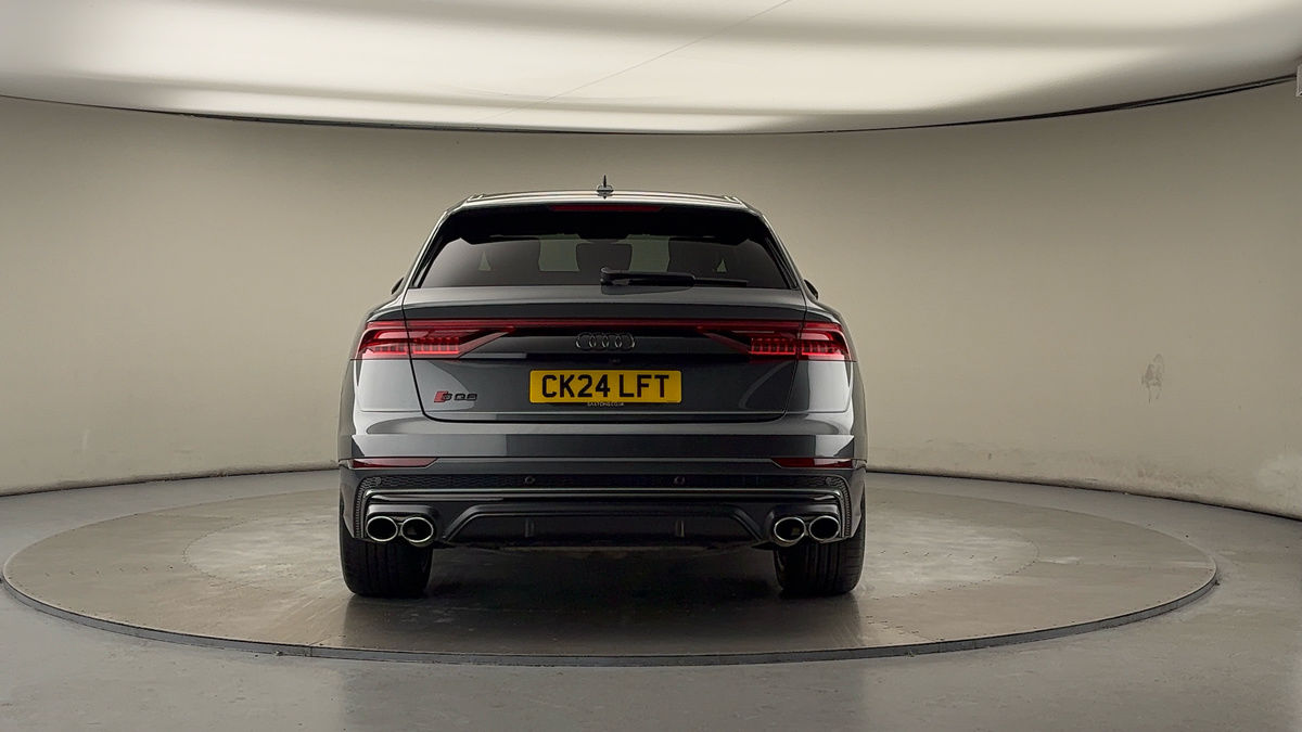Audi SQ8 Image 4