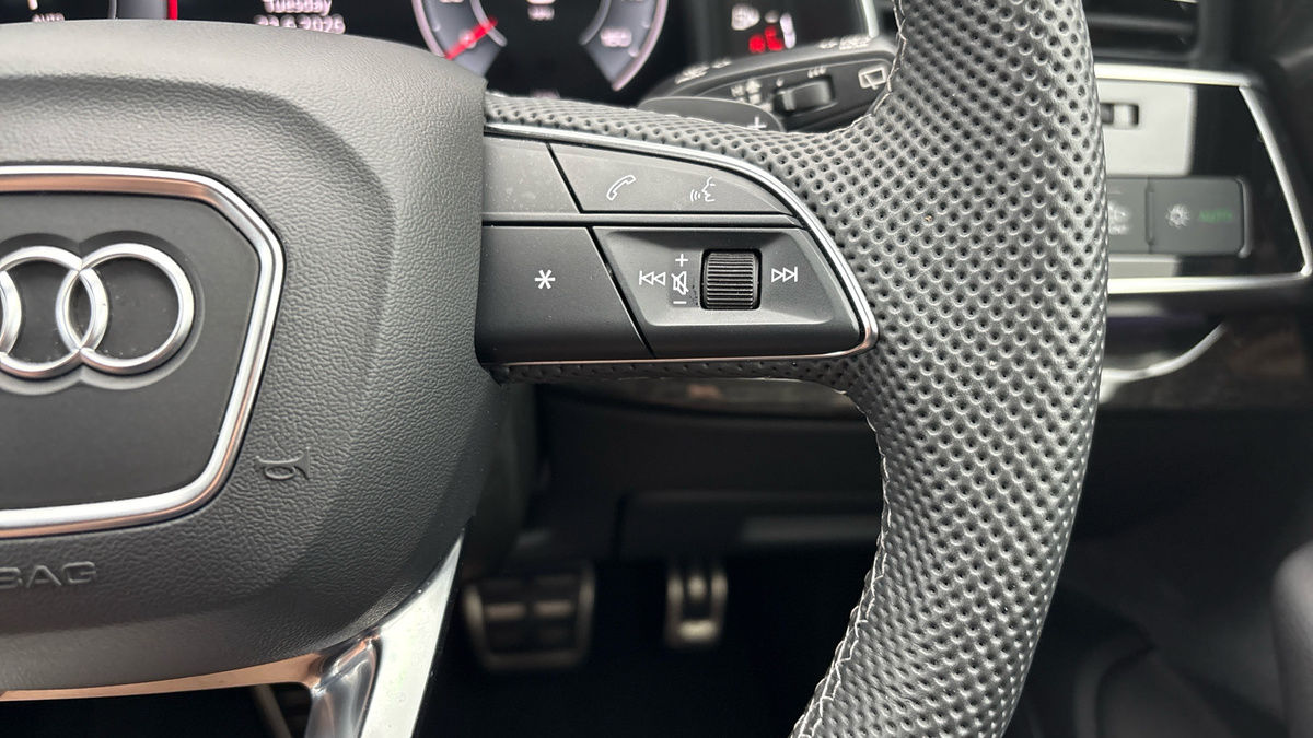 Audi Q7 Image 14