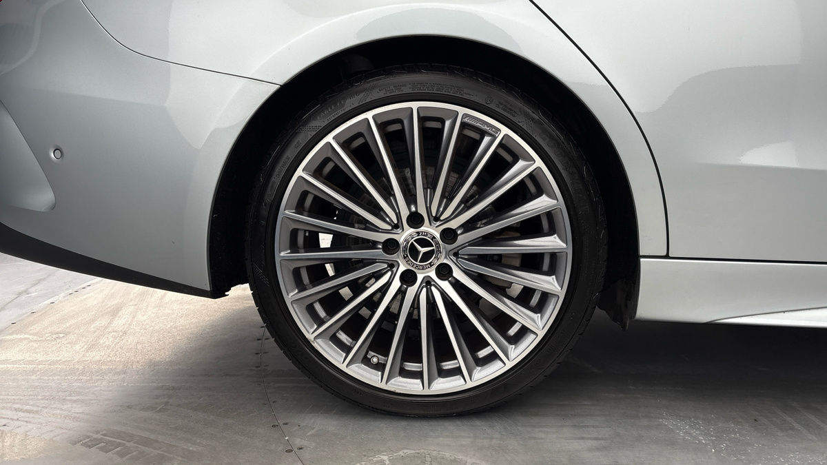 Mercedes-Benz C Class Image 10