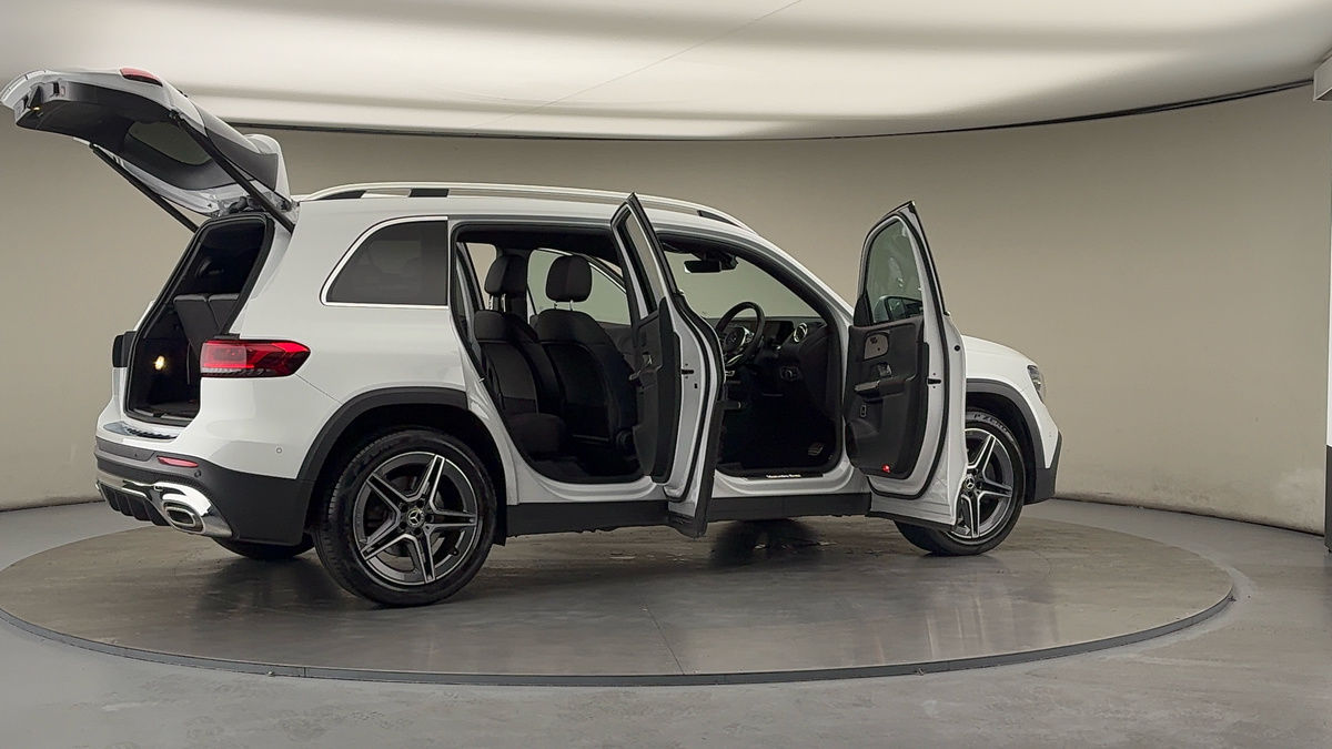 More views of Mercedes-Benz GLB