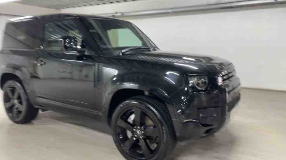 More views of Land Rover Defender 90