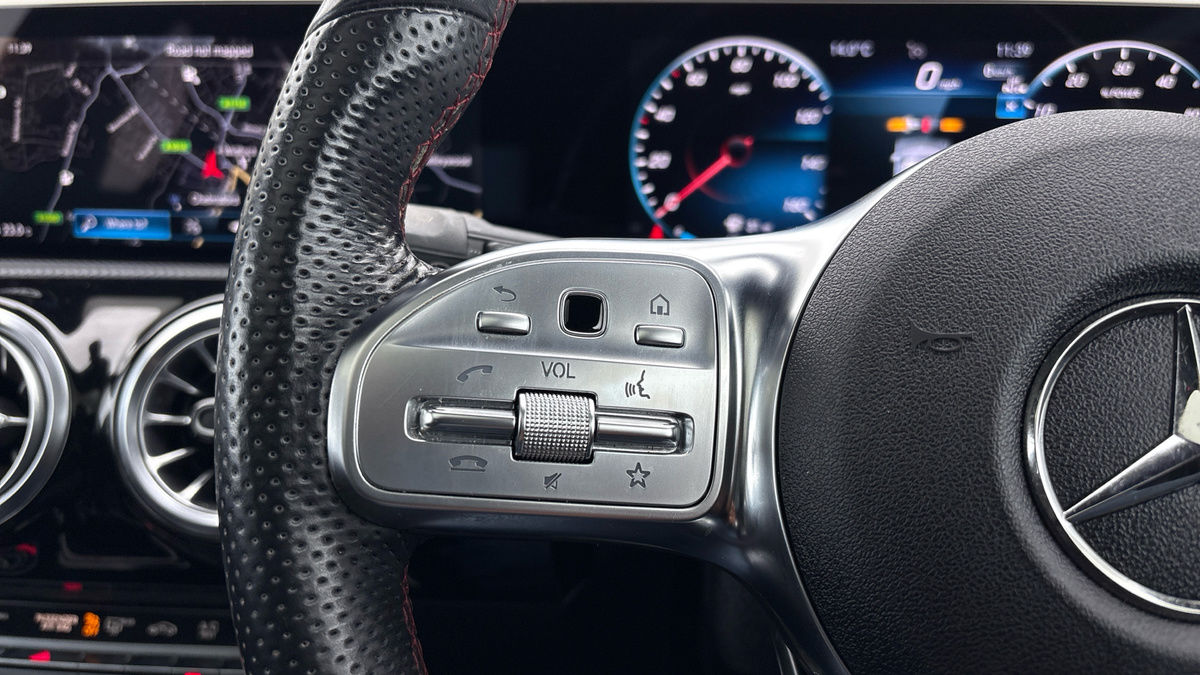 Mercedes-Benz A Class Image 13