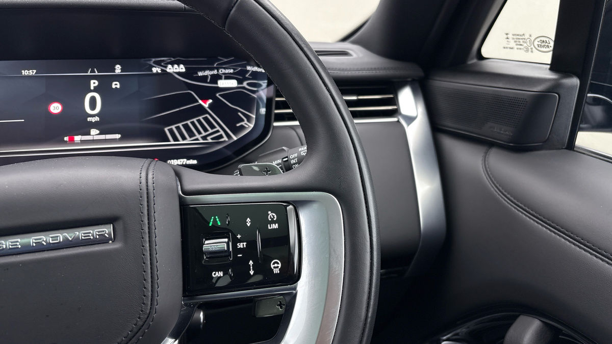 Land Rover Range Rover Image 14