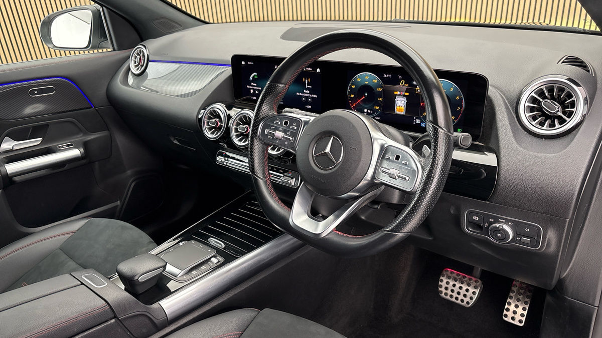 Mercedes-Benz GLA Image 5