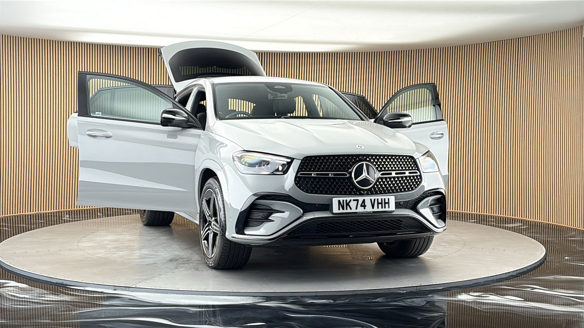 More views of Mercedes-Benz GLE