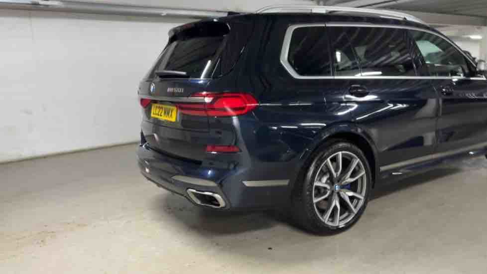 More views of BMW X7