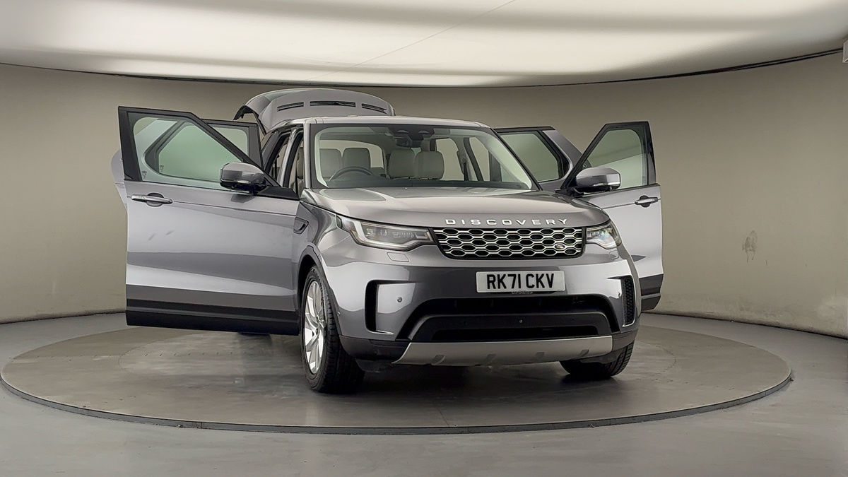 More views of Land Rover Discovery