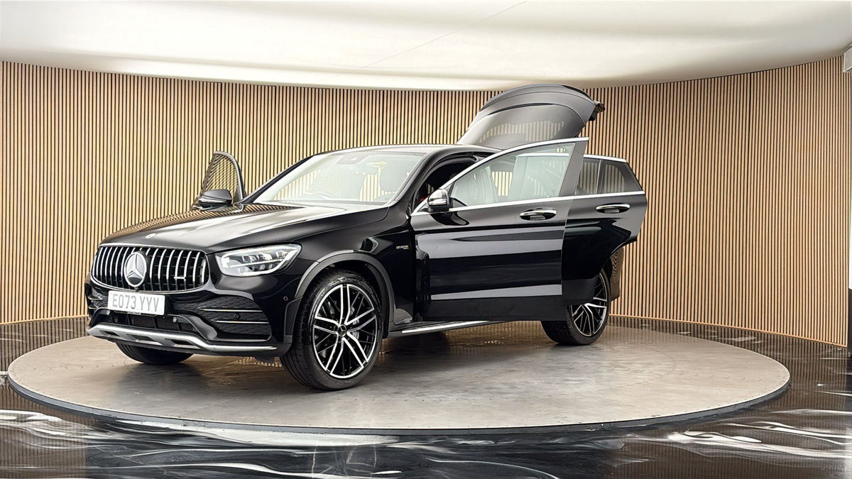 More views of Mercedes-Benz GLC