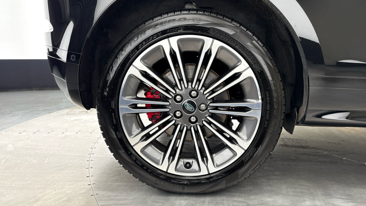 Land Rover Range Rover Evoque Image 10