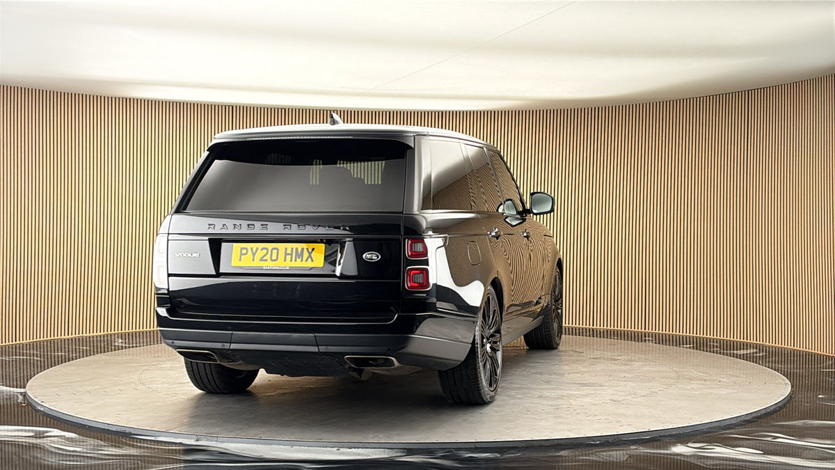 More views of Land Rover Range Rover