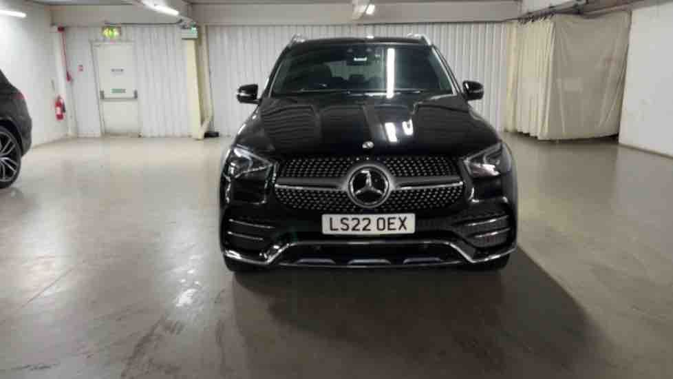 More views of Mercedes-Benz GLE