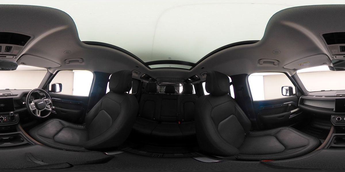 More views of Land Rover Defender 110