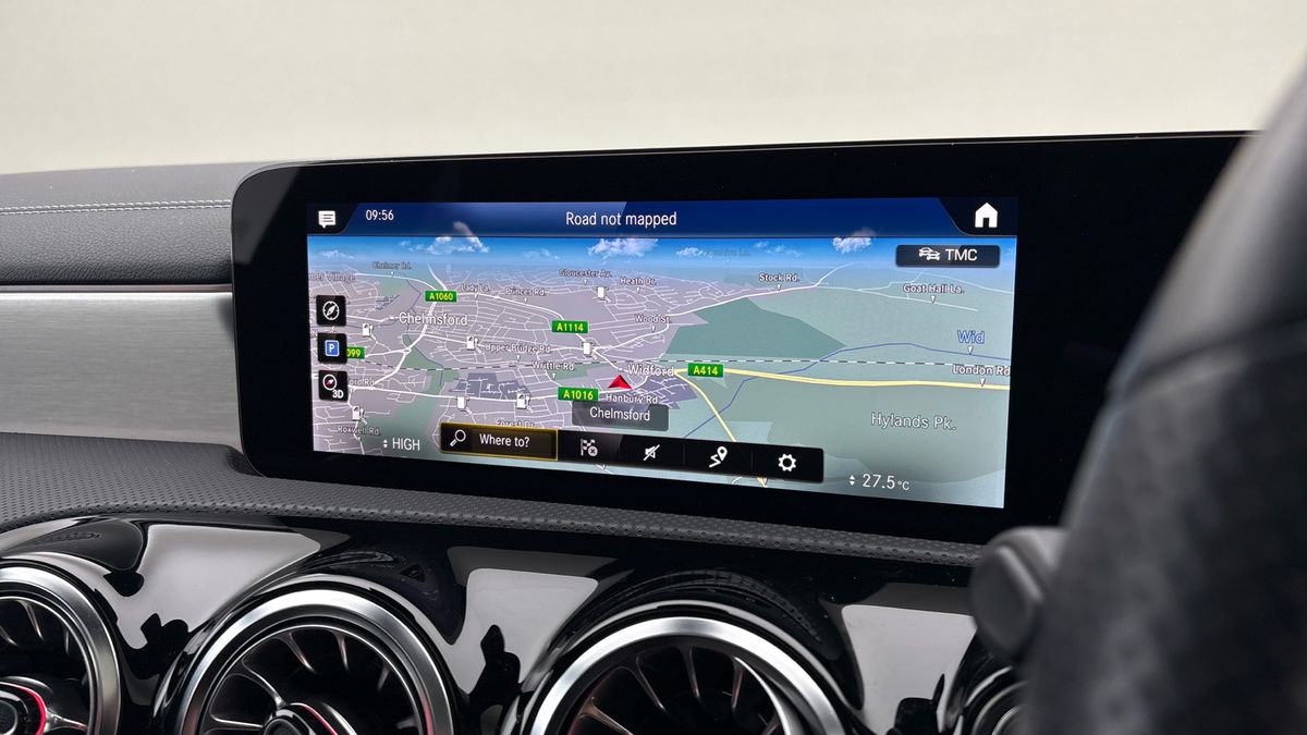 Mercedes-Benz CLA Image 17