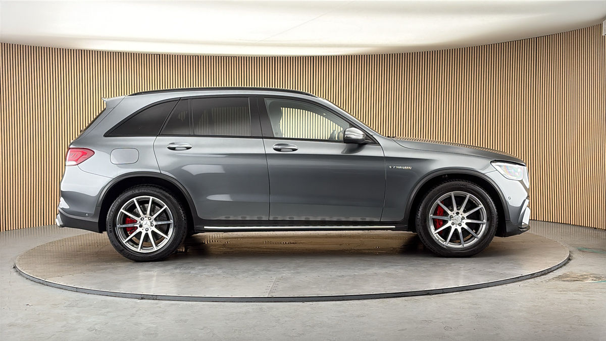 Mercedes-Benz GLC Image 16