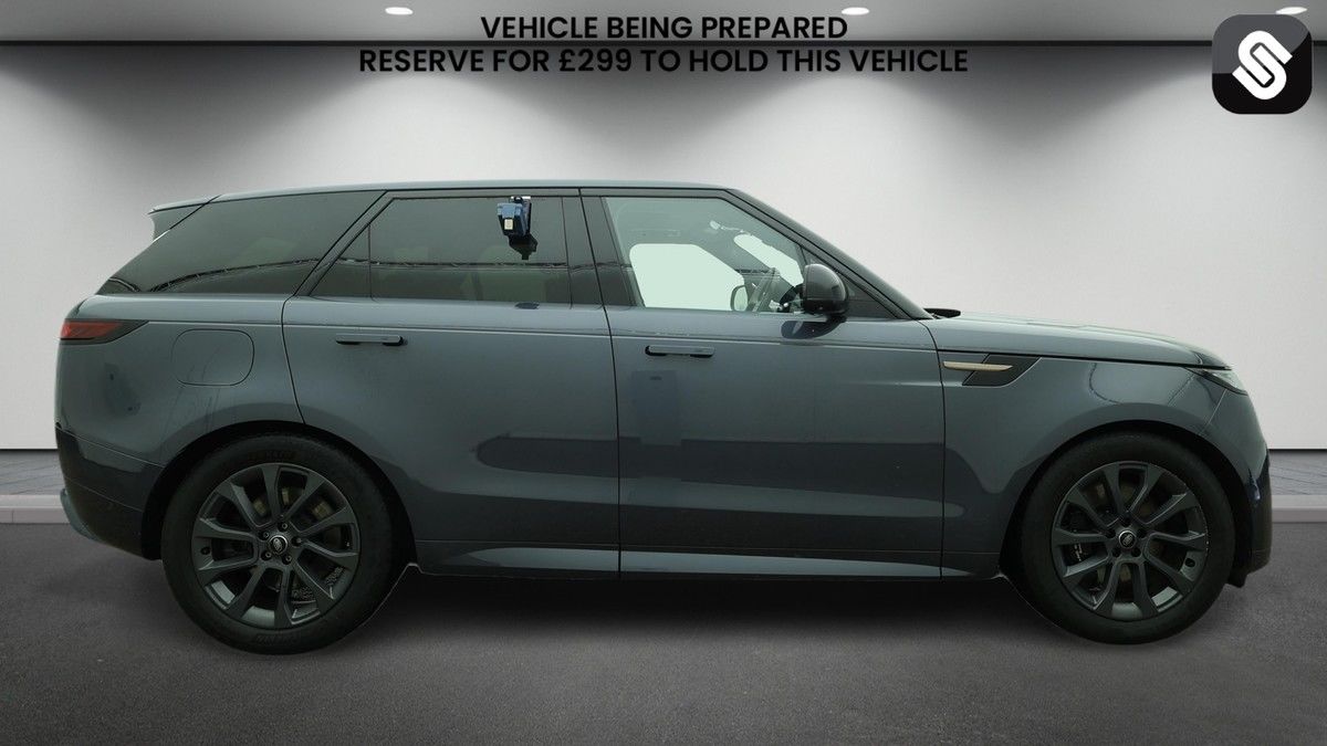 Land Rover Range Rover Sport Image 5