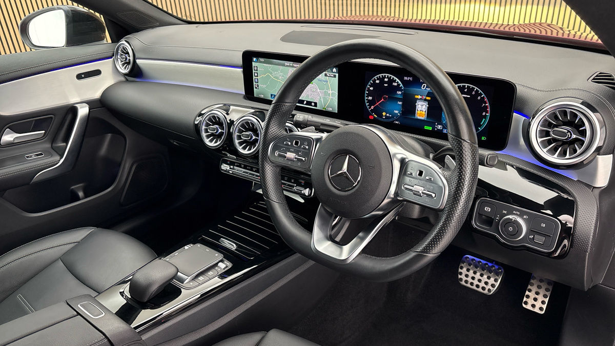 Mercedes-Benz CLA Image 5