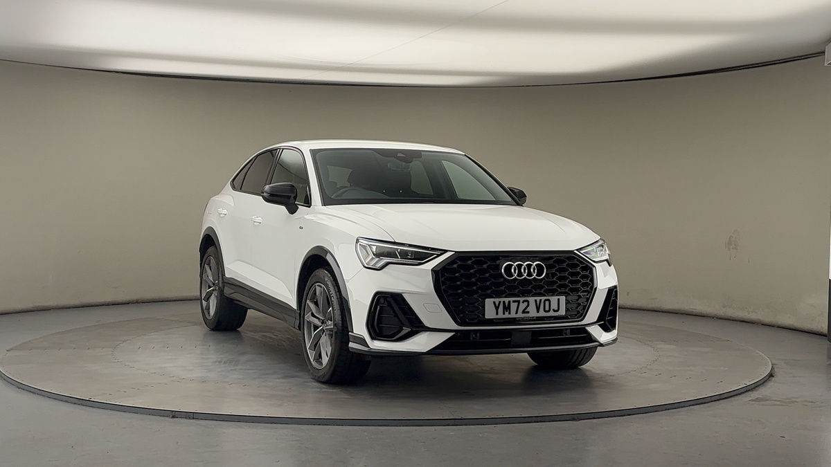 More views of Audi Q3