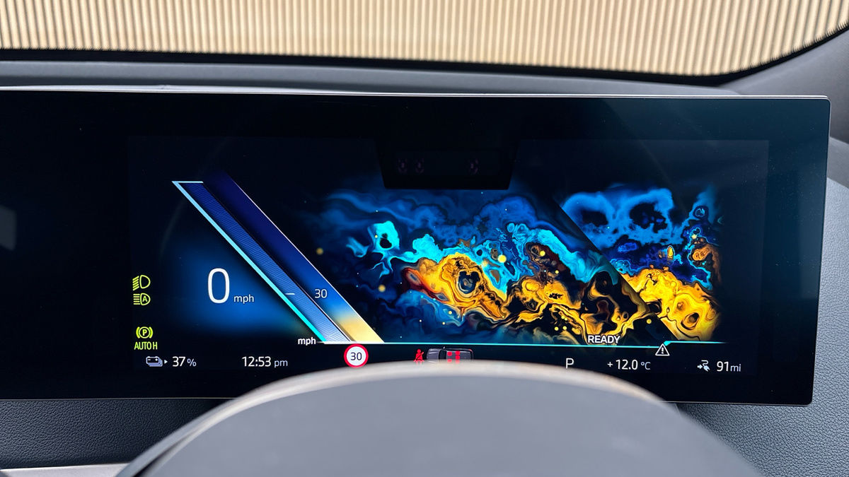 BMW iX Image 34