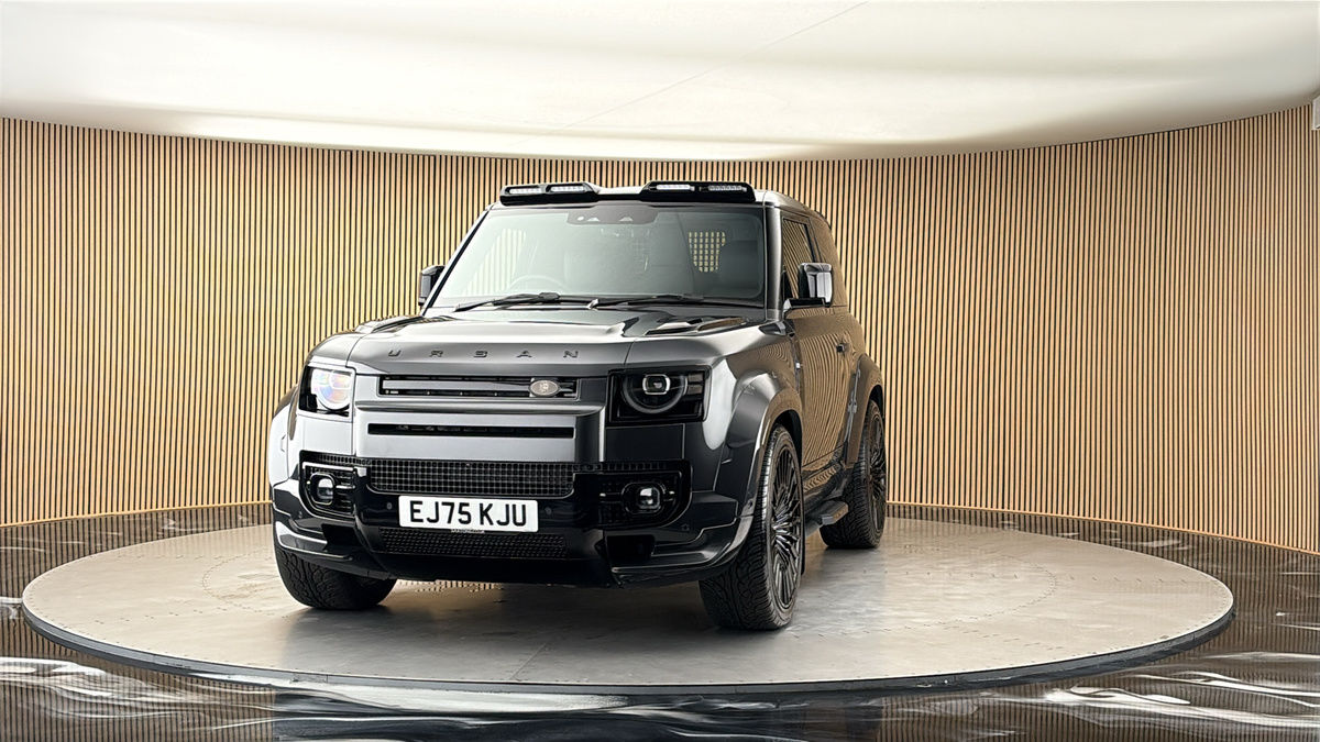 More views of Land Rover Defender 90