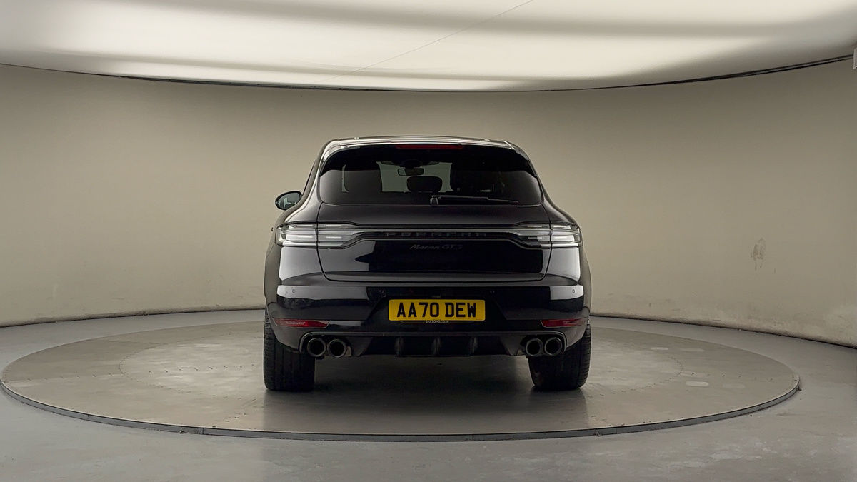 More views of Porsche Macan