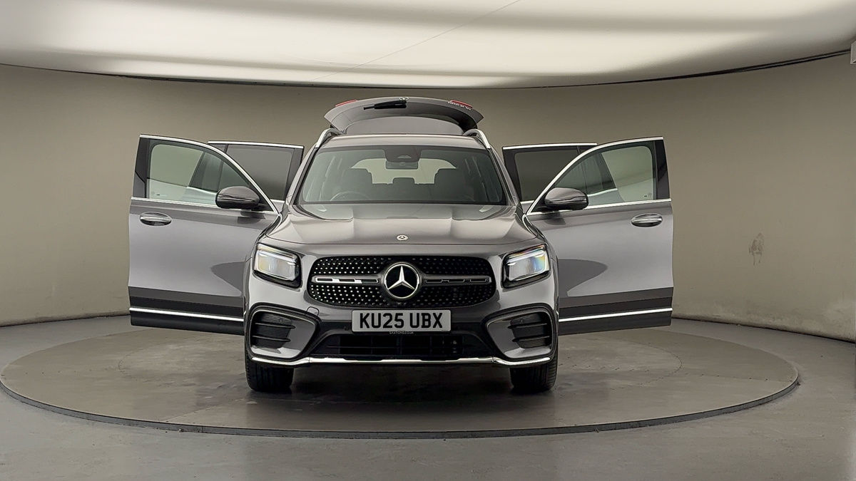 More views of Mercedes-Benz GLB