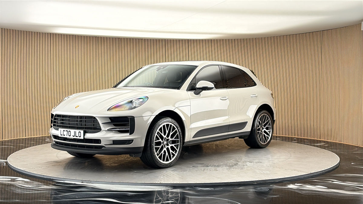 Porsche Macan Image 20
