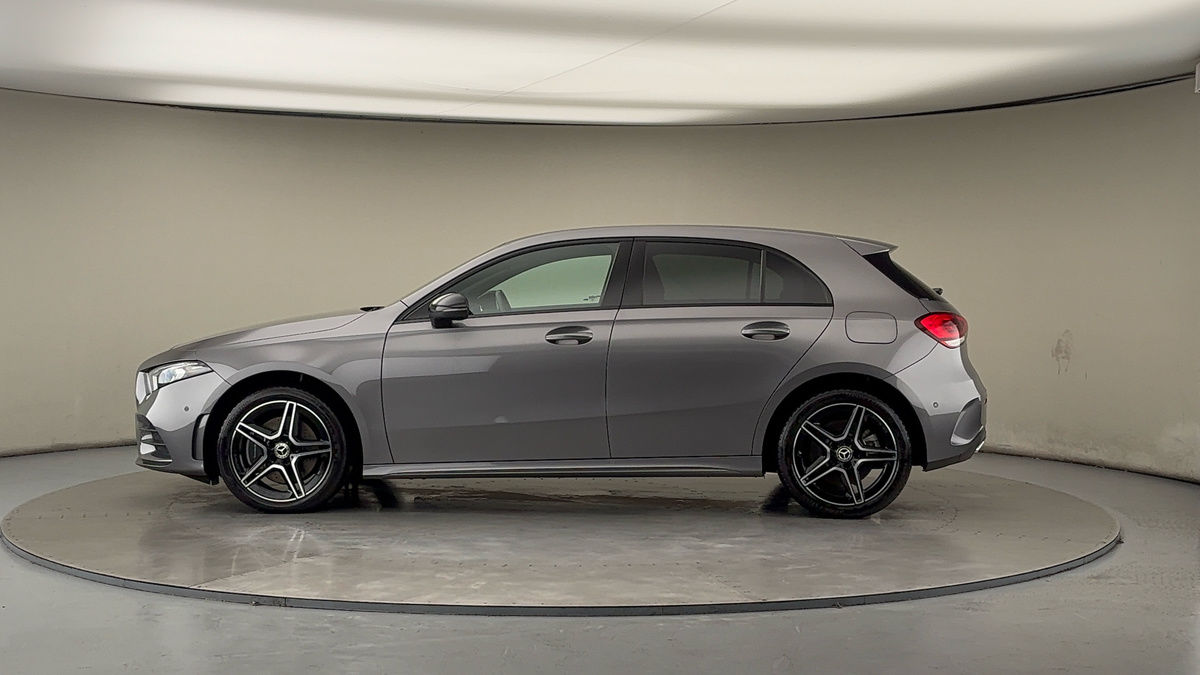 Mercedes-Benz A Class Image 15