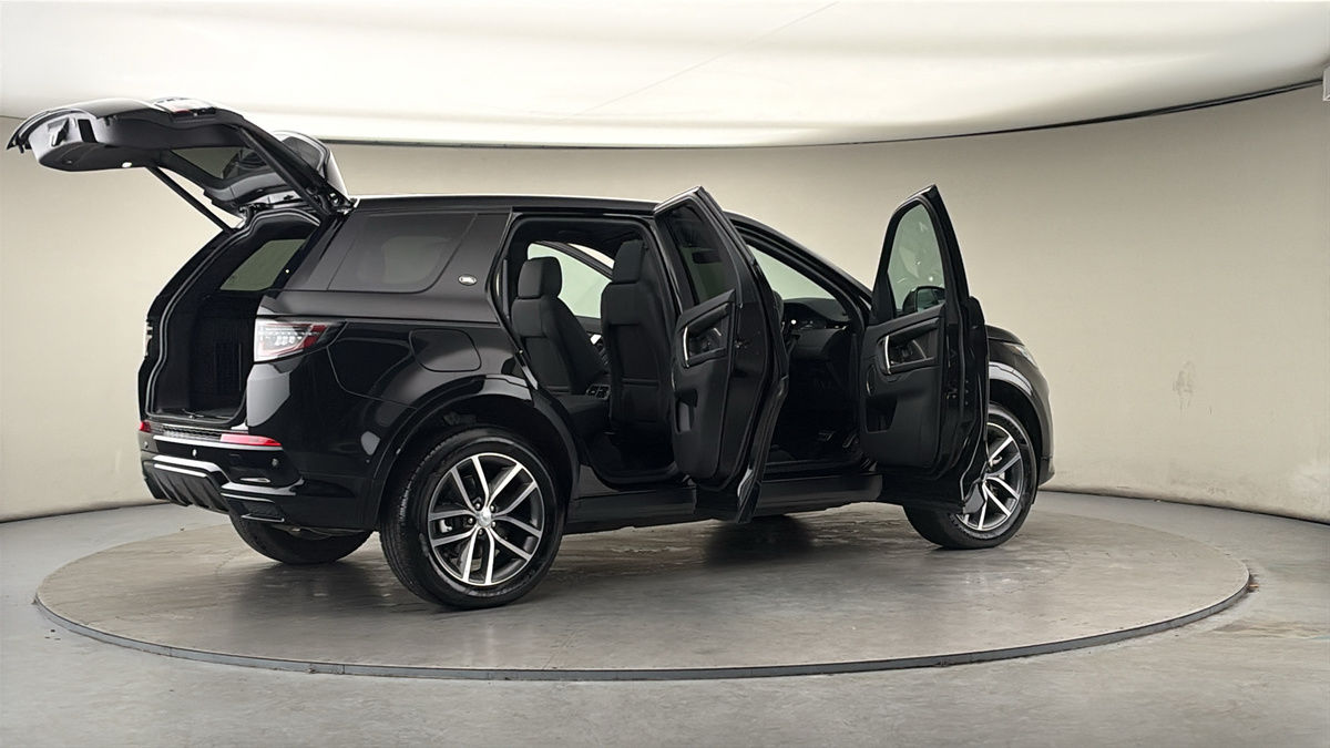 More views of Land Rover Discovery Sport