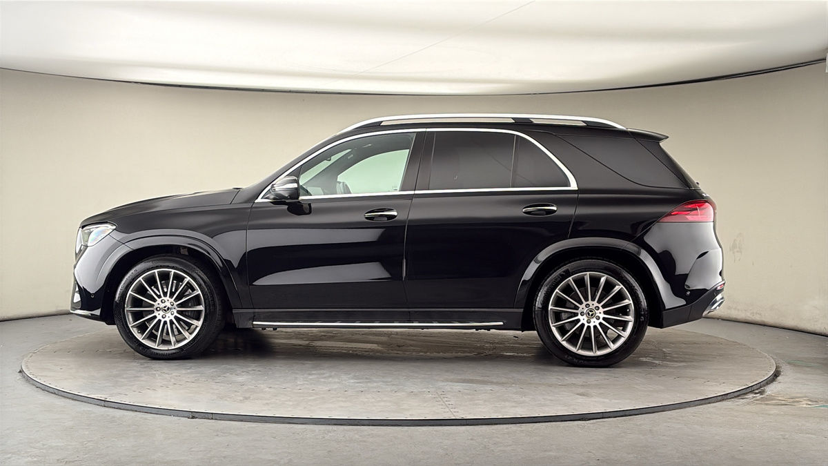 More views of Mercedes-Benz GLE