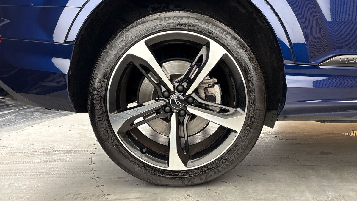 Audi Q7 Image 10