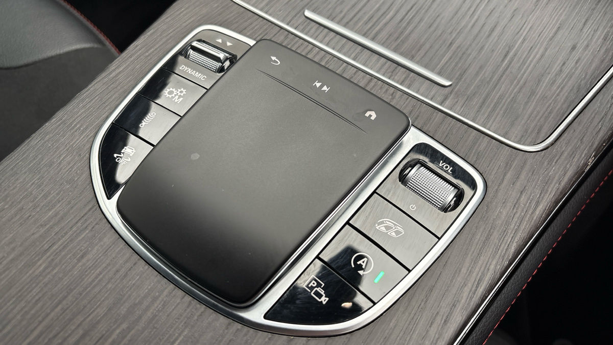 Mercedes-Benz GLC Image 28