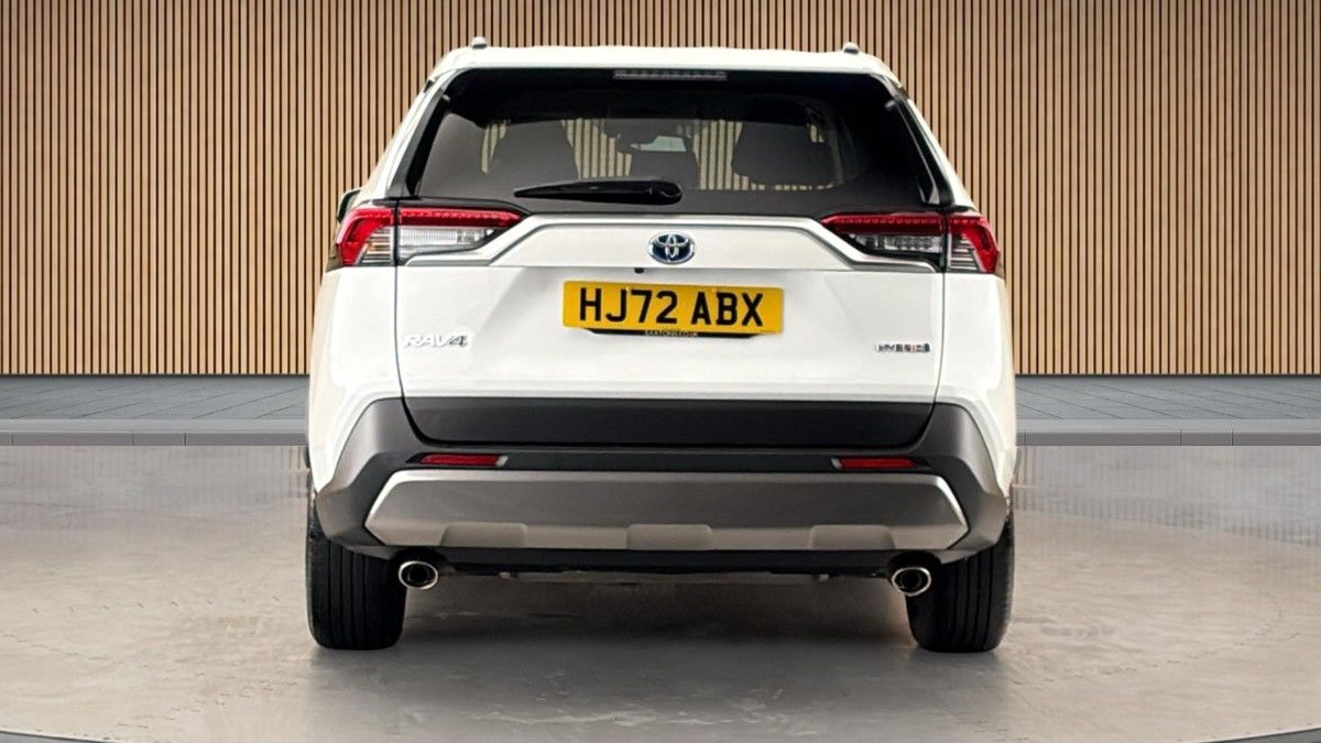 Toyota RAV4 Image 4