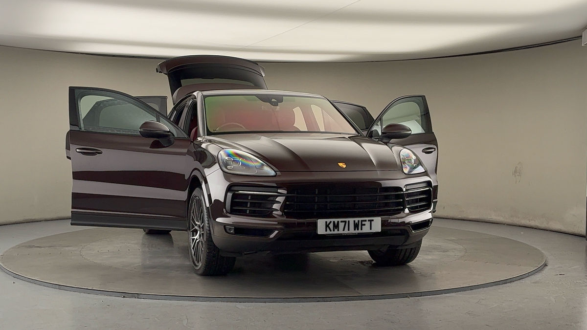 More views of Porsche Cayenne