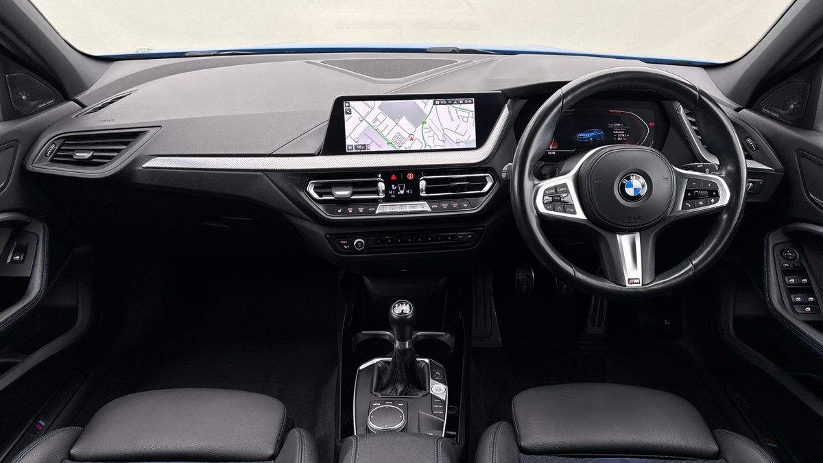 BMW 1 Series Image 12