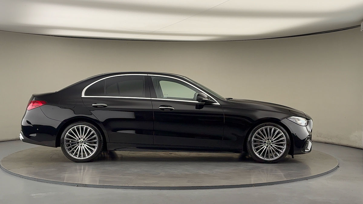 Mercedes-Benz C Class Image 16