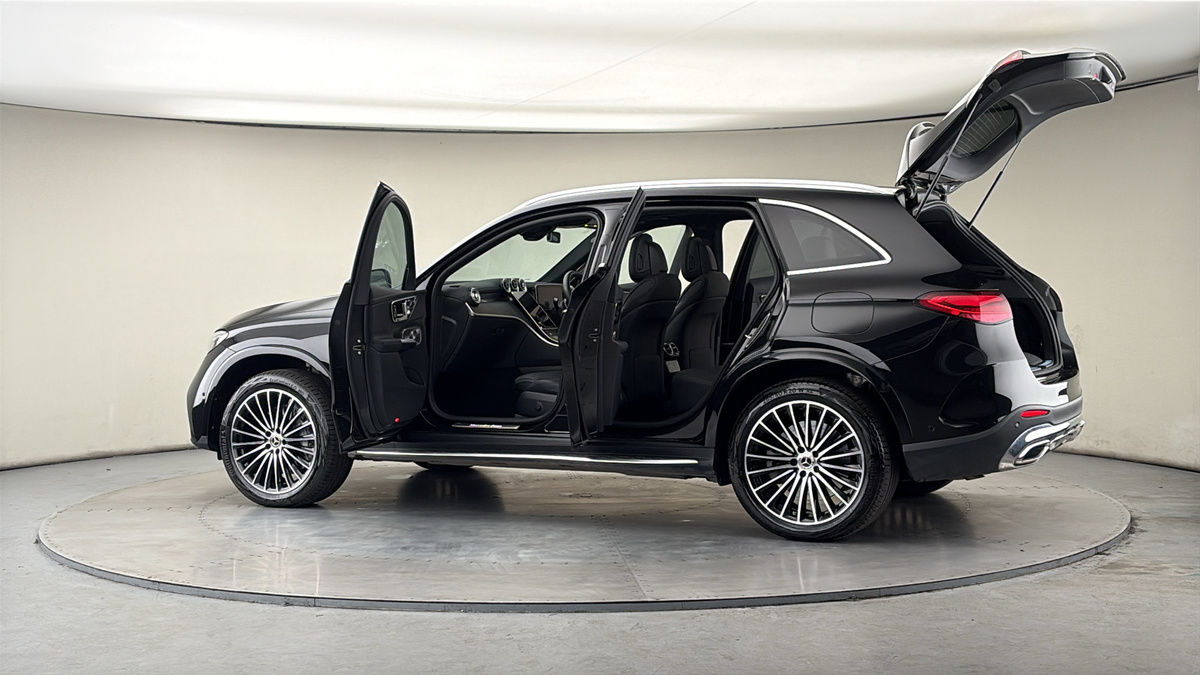 More views of Mercedes-Benz GLC