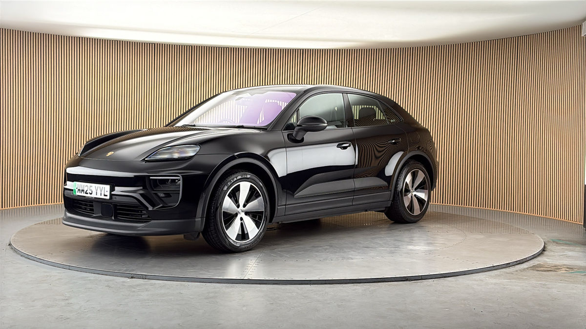 Porsche Macan Image 21
